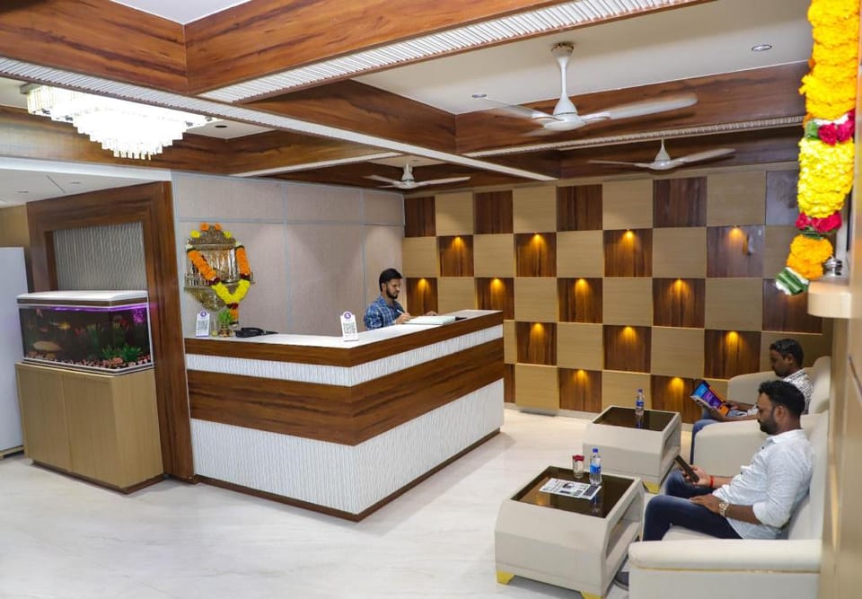 Hotel Classic  Banquets & Rooms Hotel in Maharashtra