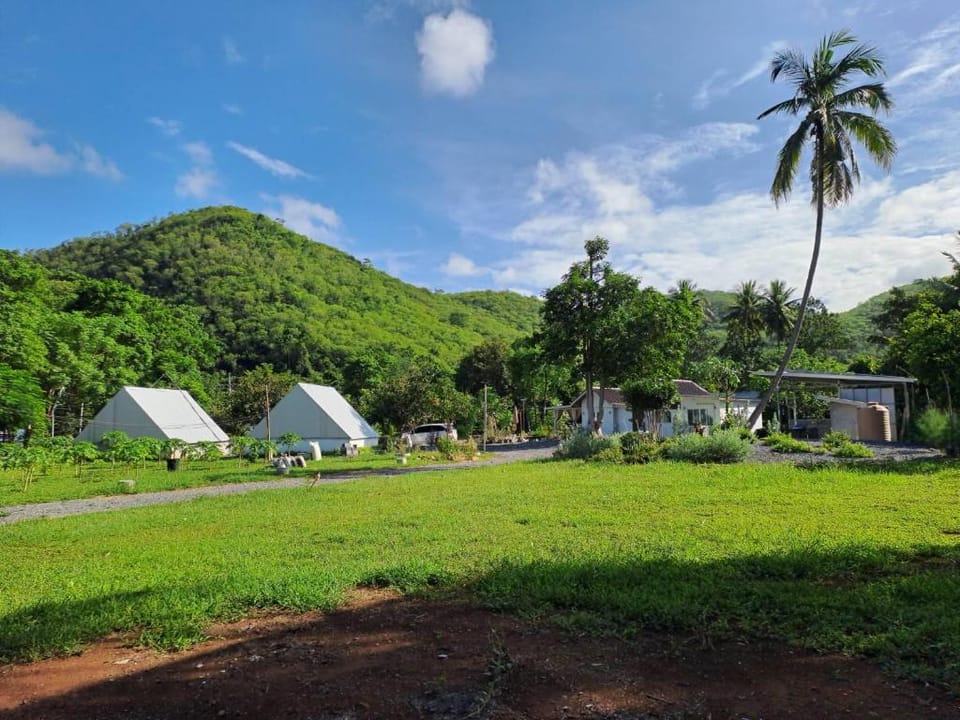 ไร่เติมรัก - บ้านภูตระการ Resort in Laos