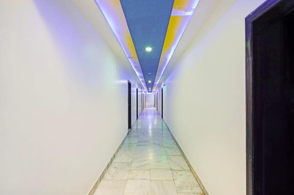 FabHotel Bridge Hotel in Ahmedabad