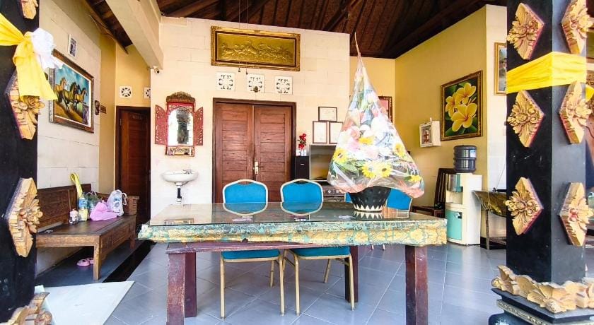 The Semeton Homestay Senggigi RedPartner Hotel in Batu Layar