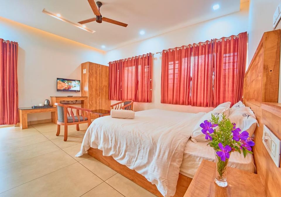 Ice Pellets Pool Resort Munnar by VOYE HOMES Hotel in Kerala