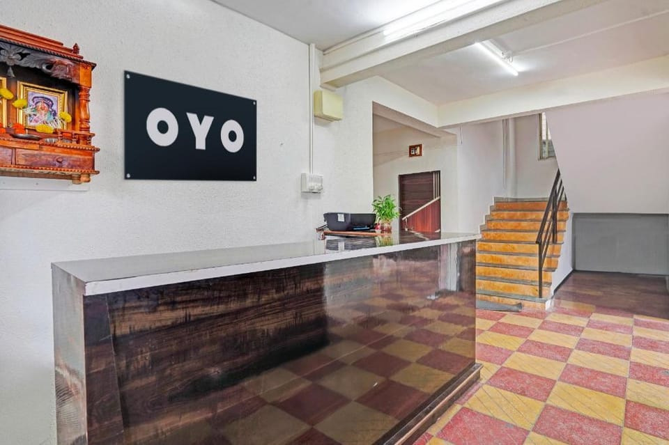 Hotel O Ashiyana lodge Wakad Bridge Bus Stop Hotel in Pune