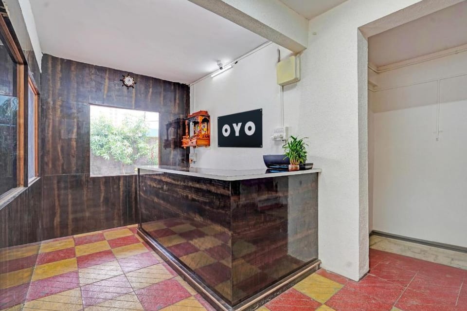Hotel O Ashiyana lodge Wakad Bridge Bus Stop Hotel in Pune