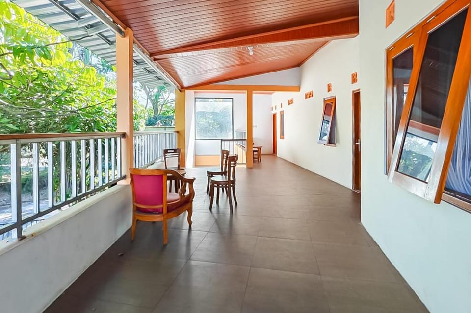 RedDoorz near Terminal Bus Tingkir Salatiga Hotel in Indonesia