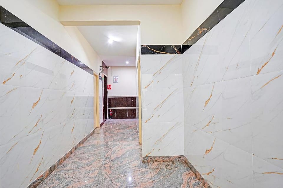 FabHotel Platinum - Shivaji Nagar, Commercial Street Hotel in Bengaluru