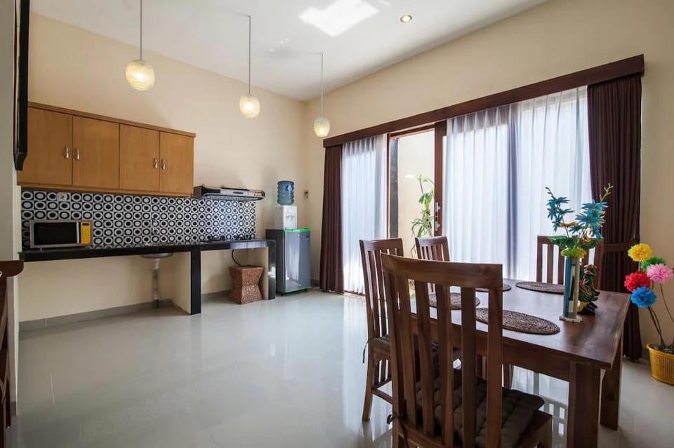 The Lavana Villa De Kerobokan Bed and Breakfast in North Kuta