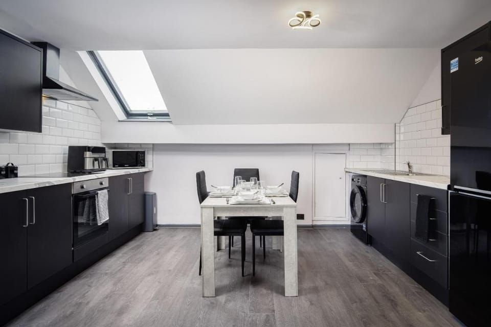 The Coaster Loft Apartments by STAMP SA Bed and Breakfast in Blackpool