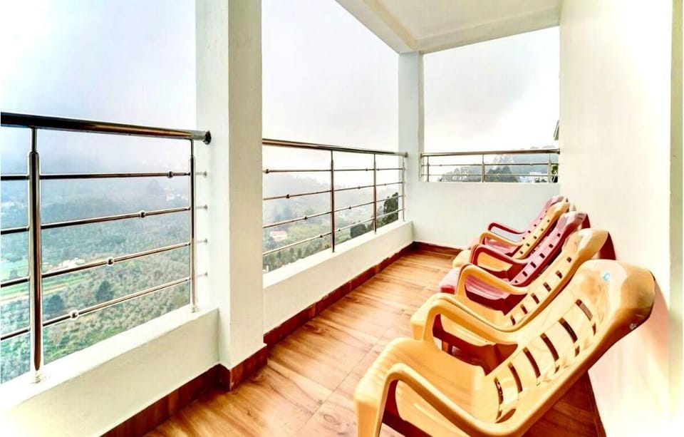 The Hills Edge Bed and Breakfast in Kodaikanal