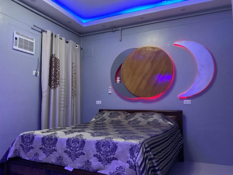 Deluxe 2 Bedroom Condo Apartment hotel in Lapu-Lapu City