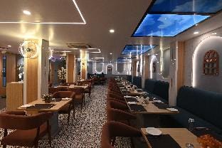K P  HOTEL Apartment in West Bengal