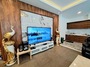 Luxurious 5 BedRoom Private Pool Villa VimalaHills Vacation rental in West Java