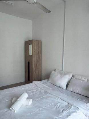 Pacific Place Double Bedroom Vacation rental in Petaling Jaya