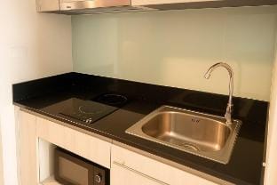 Brand New Studio Unit - High Floor Vacation rental in Bangkok