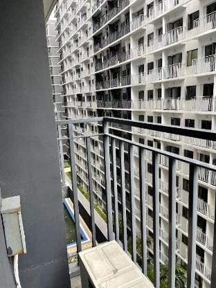 Cliff Shore 3 Tower 1 MOA Apartment in Pasay