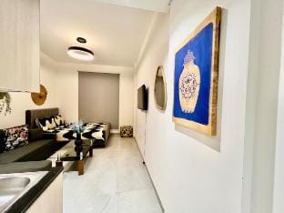Stunning flat. 4 mins to metro Vacation rental in Dubai