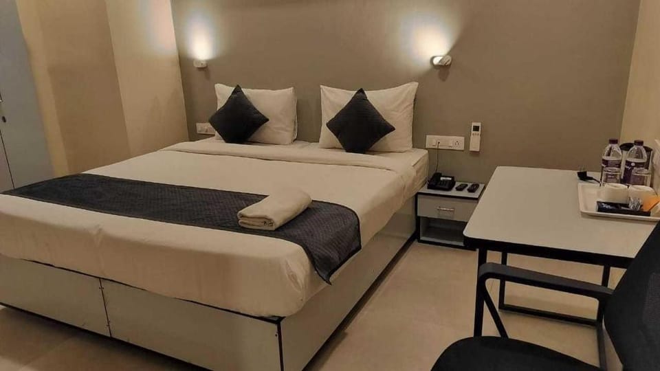 Hotel O IIIT Pune Indu Ville Hotel in Pune