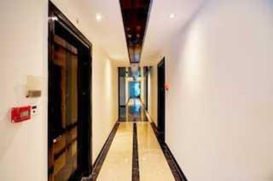 Hotel O Karkardooma Court Metro Station Hotel Lotus Hotel in Delhi