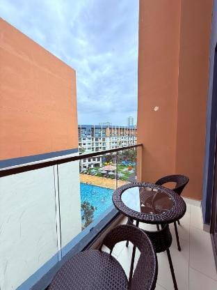 Bright Duplex | Near Jomtien | Pool | Kitchen Vacation rental in Pattaya City