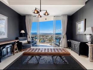 Luxury Level 36 Apartment, Surfers Paradise Apartment in Surfers Paradise