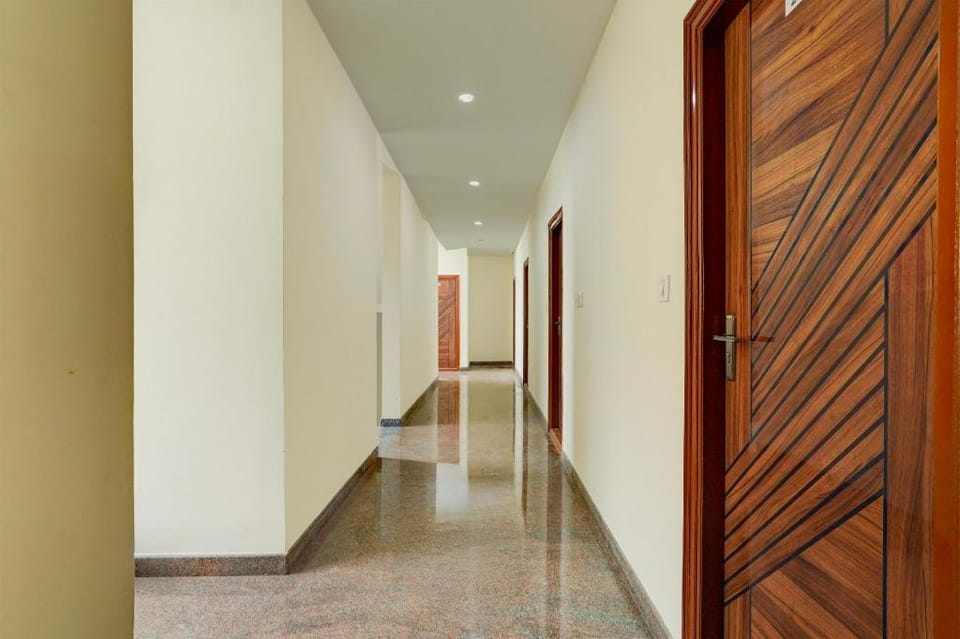 Super Hotel O Western Pride Hotel Bangalore Premier Taxi Services - OJO TAXI Hotel in Bengaluru