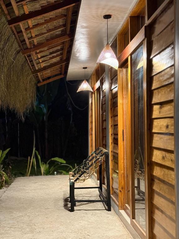 Isla CUATRO Homestay Hotel in General Luna