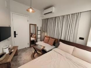 PL1/Jordan MTR/Private Bathroom Vacation rental in Hong Kong