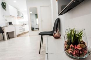 Lovely apartment in Barajas by beBalmy Vacation rental in Madrid