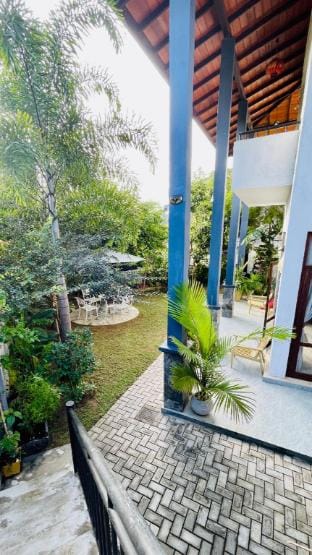 one room in a cheerful villa - summer nest Villa in Gangawatakorale