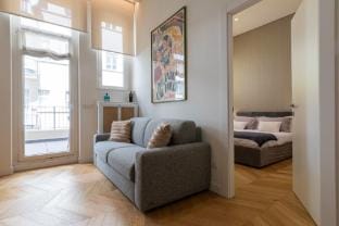 Elegant Home with Terrace by Wonderful Italy Apartment in Turin