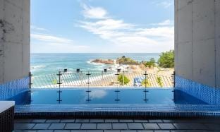 Sagmak End Village Glamping Bed and Breakfast in South Korea