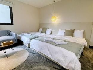 Ximending Quad Room No. 114302 Vacation rental in Taipei City