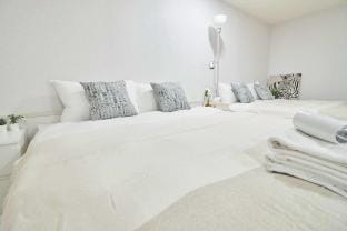 Hankou Street《西門町｜四人房｜捷運6號出口步行10分鐘》54871[僅限國外旅客入住] Vacation rental in Taipei City