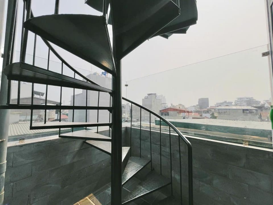 Peaceful Apartment | Prime Tay Ho Location* 202 Apartment in Laos
