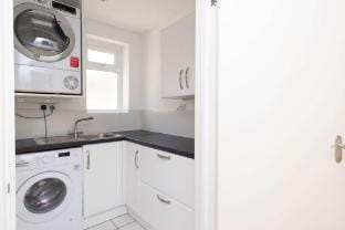 Bed Beach Bungalow   Garden  150m to Sea Vacation rental in West Wittering