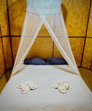 Wooden house in the middle of a garden Vacation rental in Laos
