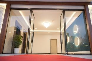 Nimantrana Luxury Suites with Pool. Vacation rental in Noida