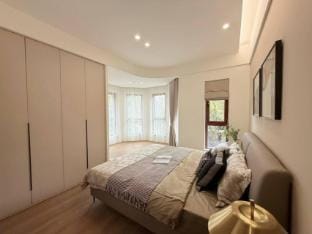 Charming Mount Emei Apartment hosted by a German Couple Apartment in Sichuan