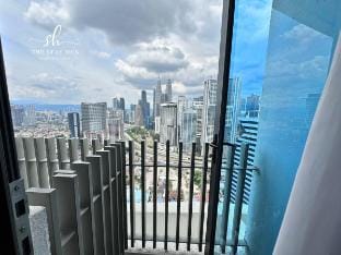 The Colony KLCC View Sky Pool_Exquisite CA23A10B Vacation rental in Federal Territory of Kuala Lumpur