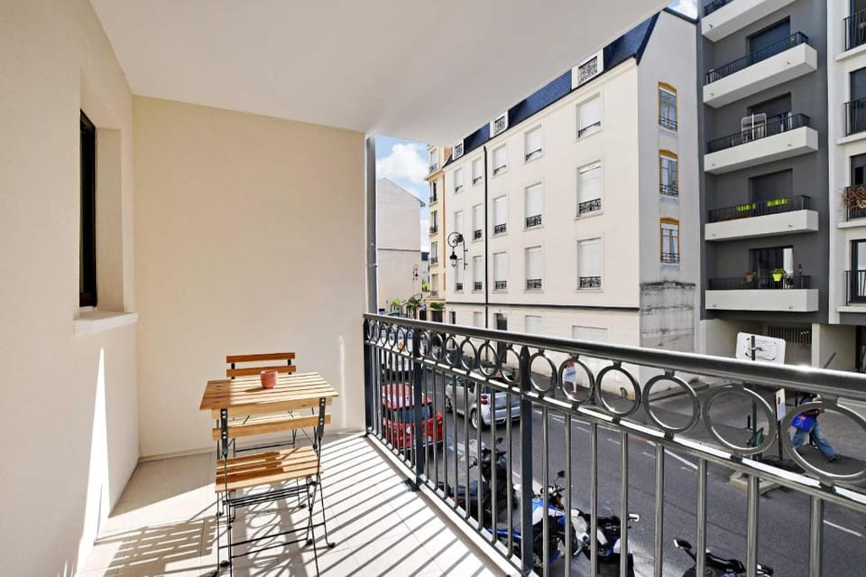 Charming Appt - 1BDR/2P - Near Paris & La Défense Apartment in Puteaux