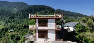 Nomadic 360 Stay Vacation rental in Shimla