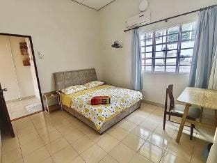 Good Luck House Room 2 Vacation rental in George Town