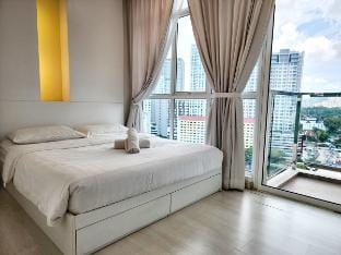 The Tiny Treasure Stay #1BR Apartment in George Town