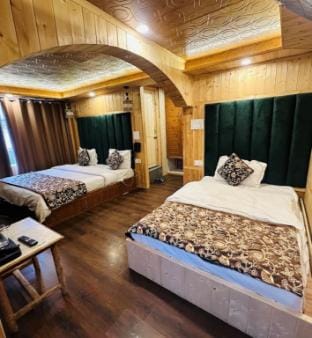 Mala Castle Pahalgam by Prospera Hospitality Vacation rental in India