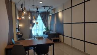 JB Austin 2BR Luxury Condo W Free Park B30 Vacation rental in Johor Bahru