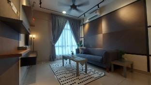 JB Austin 3BR Luxury Condo Free Park & WiFi B30 Vacation rental in Johor Bahru