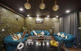 Leo - 2BHK With Jacuzzi (2.5 kms from mall road) Vacation rental in Manali