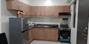 Eve's Urban Haven Two Bedroom Unit near Airport Vacation rental in Las Pinas