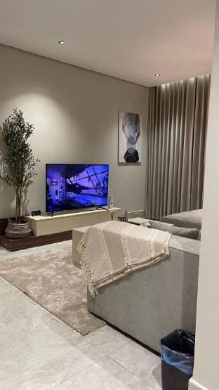 شقة مع مطبخ وبلكونه Vacation rental in Al Khobar