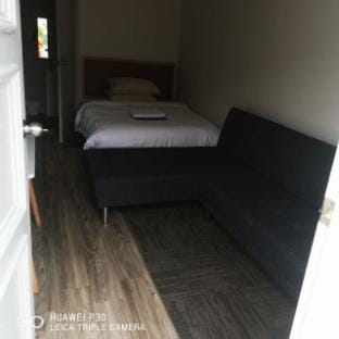 Two Double Beds including 1 double sofa bed chalet Chalet in Auckland