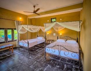 Jungle Safari in 10 mins| Hot Tub & Private Bath Vacation rental in Nepal
